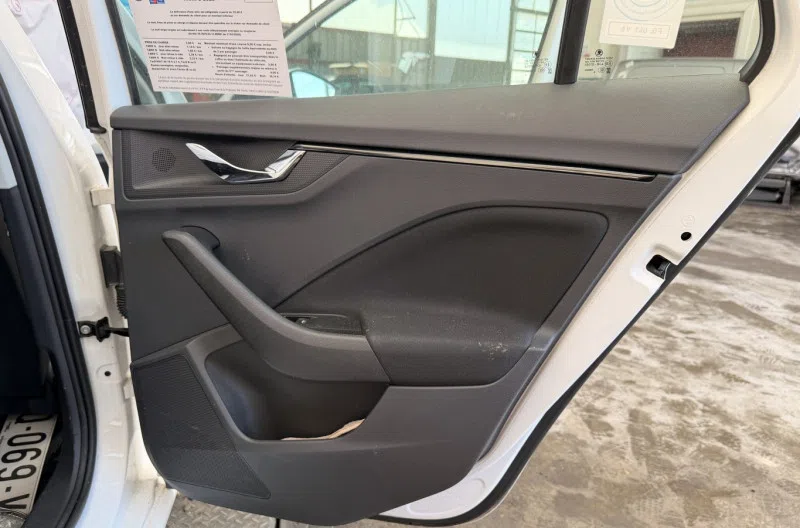 Panneau de porte arriere droit pour SKODA SCALA PHASE 1