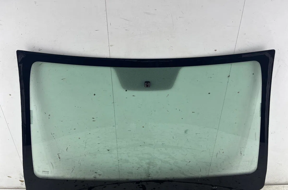Pare-brise DACIA DUSTER 2 SOCIETE PHASE 1 occasion