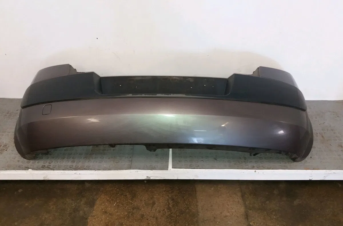 Pare-choc arrière Renault MEGANE II (BM0-1_, CM0-1_) 1.6 16v (bm0c, cm0c) (2002-2008) occasion