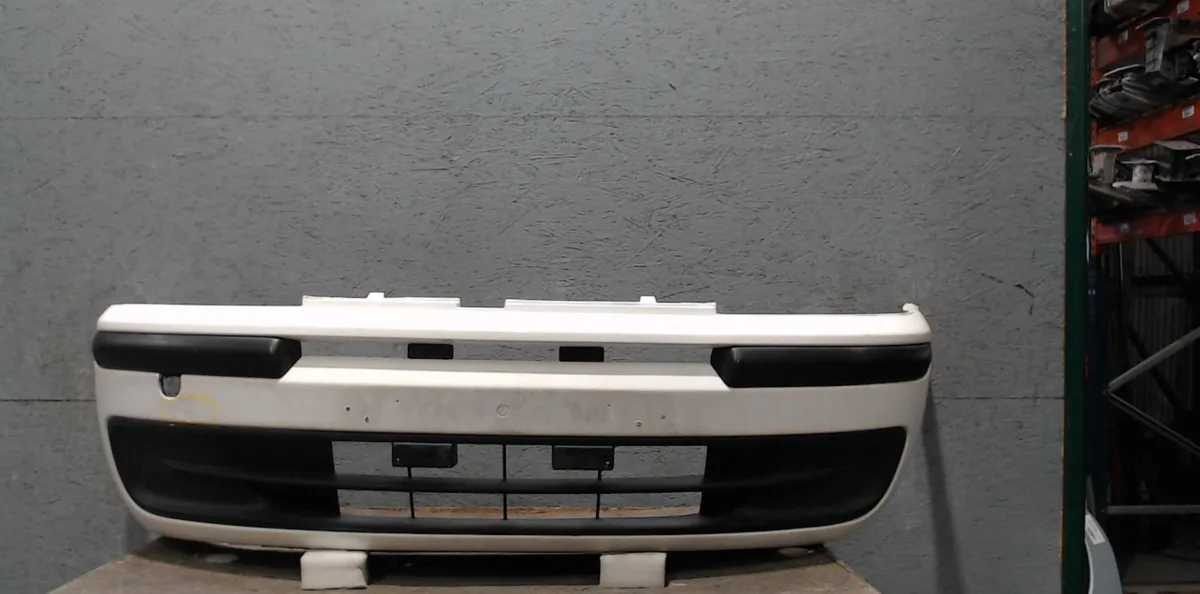 Pare-choc avant FIAT PUNTO 2  PUNTO 2 PHASE 1 occasion