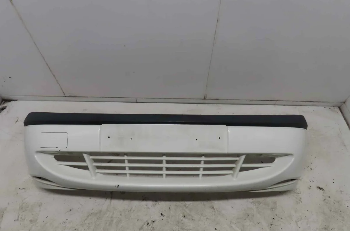 Pare-choc avant FORD FIESTA IV occasion