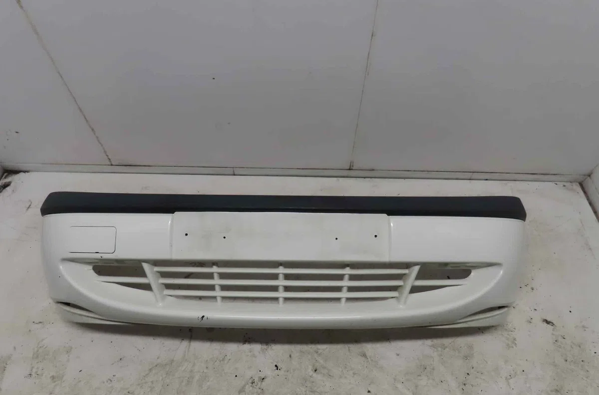Pare-choc avant FORD FIESTA IV occasion