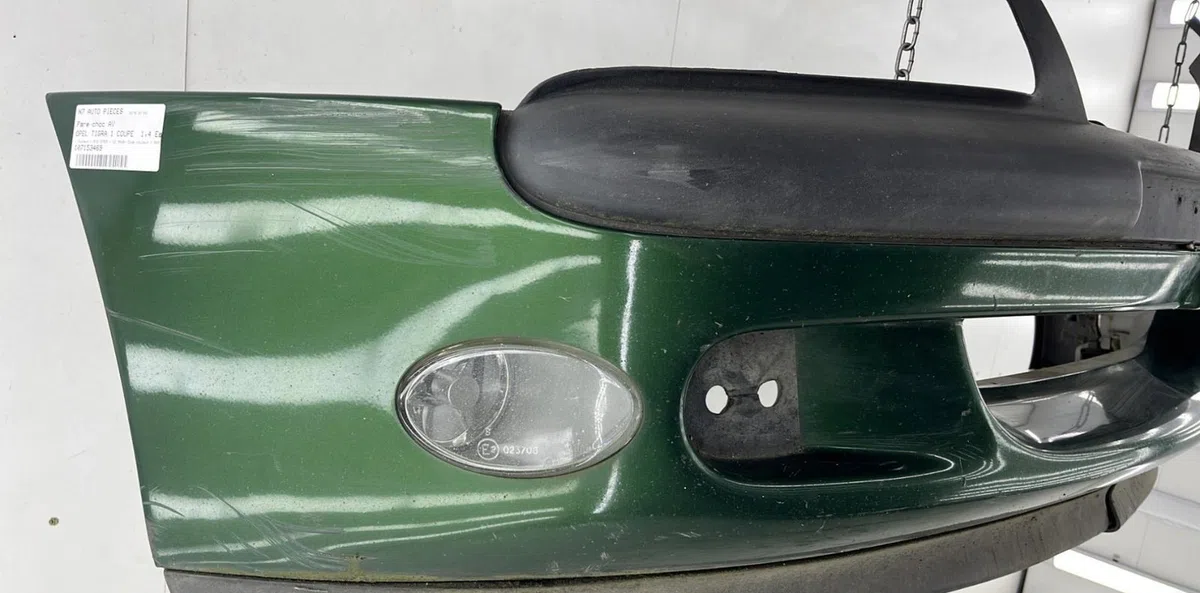 Pare-choc avant OPEL TIGRA 1 COUPE occasion
