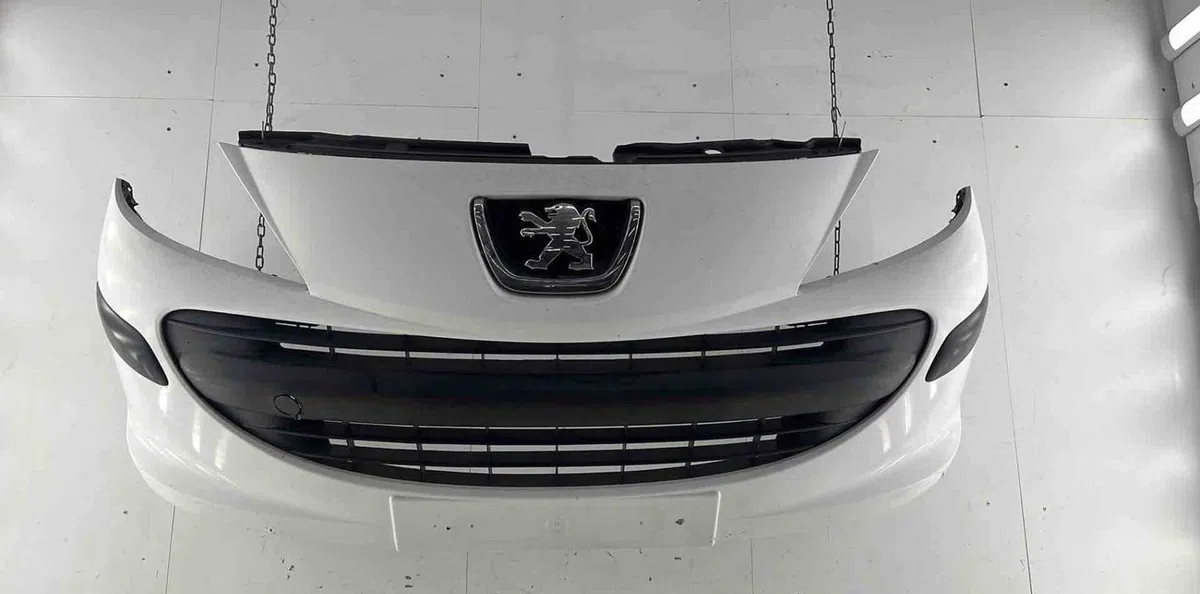 Pare-choc avant PEUGEOT 207 PHASE 1 occasion