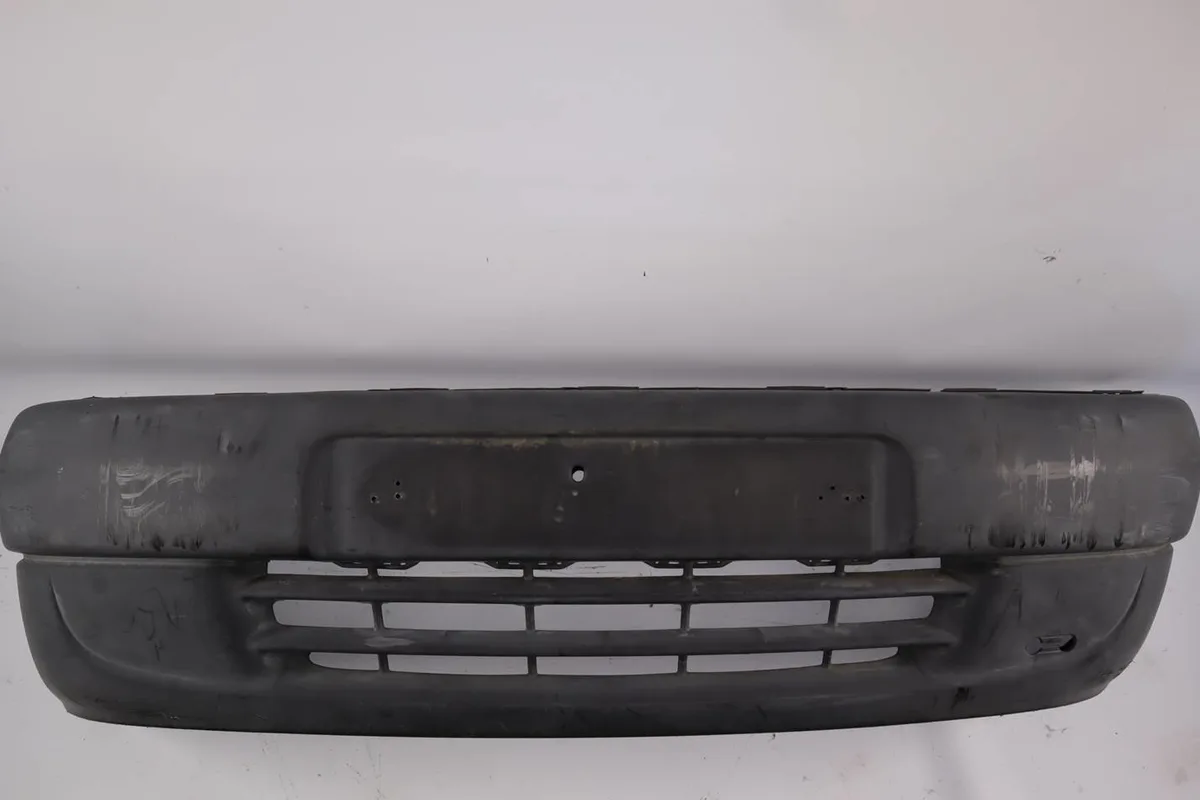 Pare-choc avant Peugeot PARTNER Camionnette-Monospace (5_, G_) 1.9 d (1996-2002) occasion