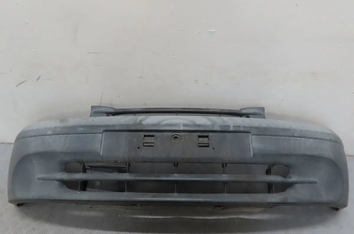 Pare-choc avant Renault KANGOO (KC0-1_) 1.2 (kc0a, kc0k, kc0f, kc01) (1997) occasion