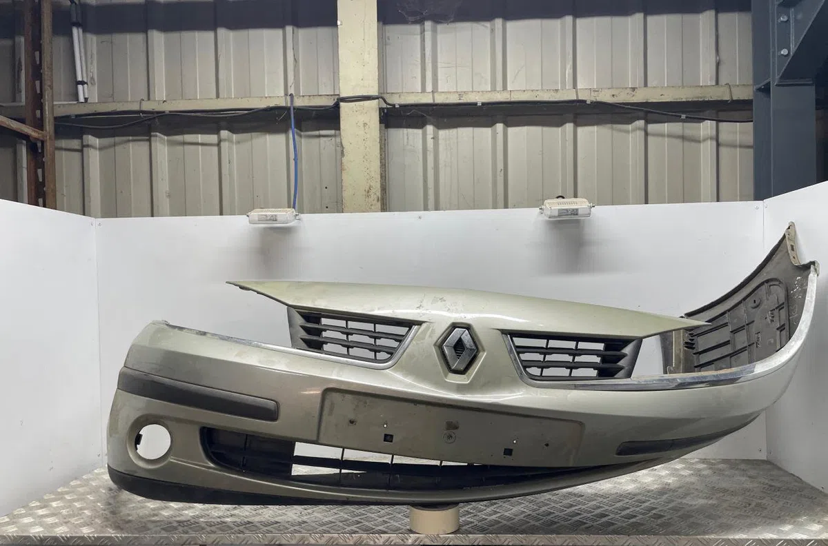 Pare-choc avant RENAULT LAGUNA 2 PHASE 2 occasion