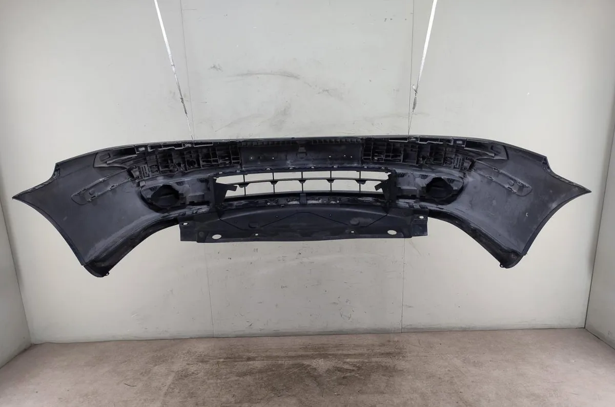 Pare-choc avant Renault LAGUNA II Grandtour (KG0-1_) 1.6 16v (kg0a, kg0l) (2001-2007) occasion