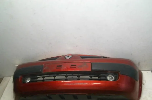 Pare-choc avant Renault MEGANE II (BM0-1_, CM0-1_) 1.6 16v (bm0c, cm0c) (2002-2008) occasion