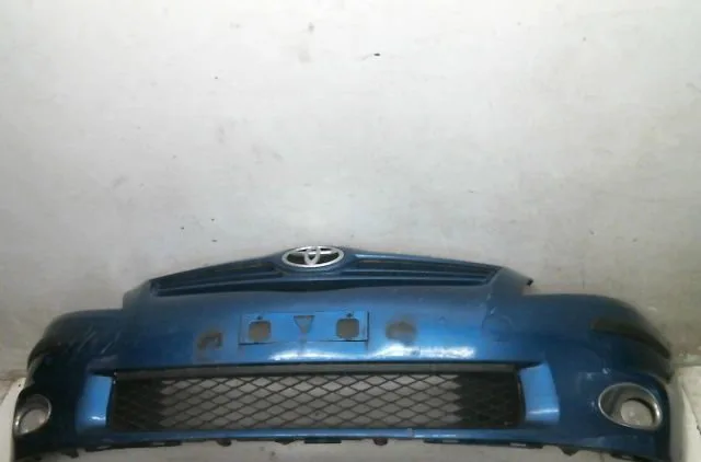 Pare-choc avant Toyota AURIS (_E15_) 2.0 d-4d (ade150_) (2006-2012) occasion