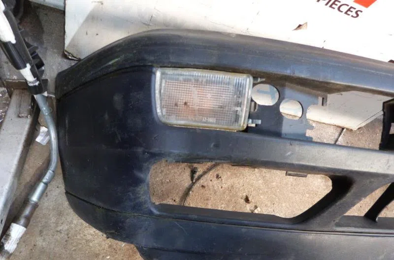 Pare-choc avant VOLKSWAGEN GOLF 3 BREAK occasion