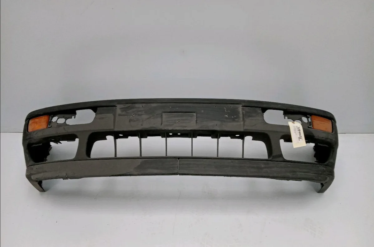 Pare-choc avant Volkswagen GOLF III (1H1) 1.9 td, gtd (1991-1997) occasion