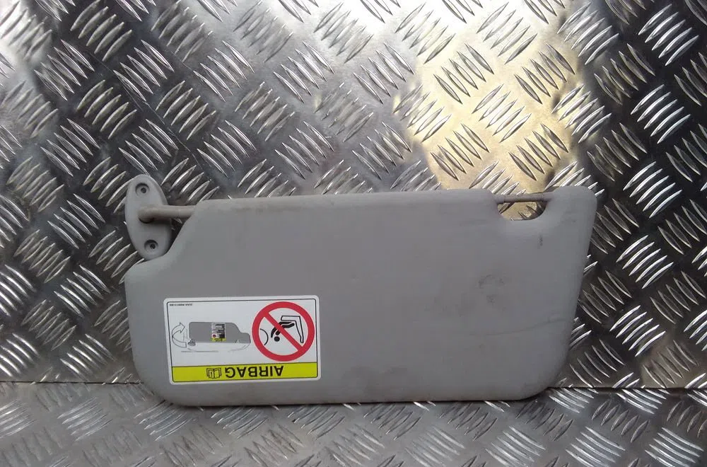 Pare-soleil droit FORD FIESTA V 2002 occasion