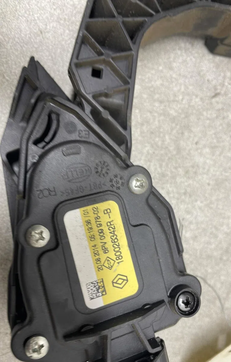 Pedale accelerateur Dacia DUSTER (HS_) 1.5 dci (hsaj) (2010-2018) occasion