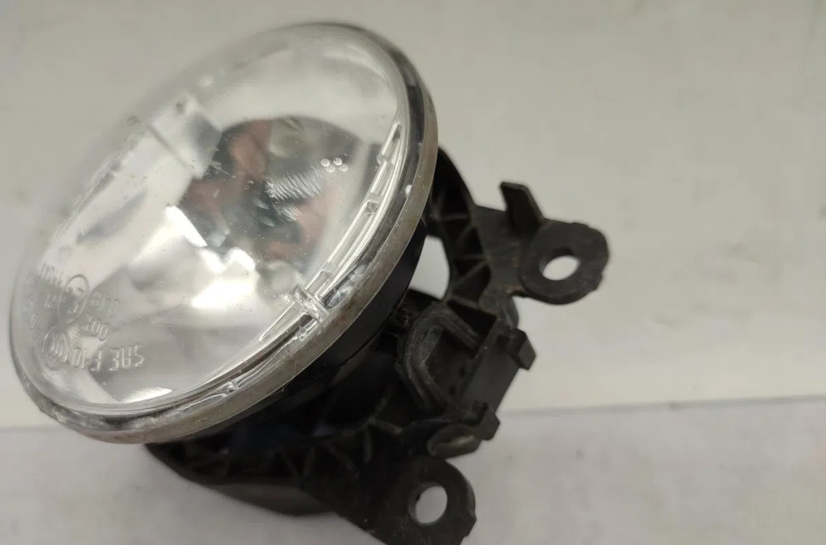 Phare antibrouillard avant droit DACIA DUSTER 1 PHASE 2 occasion