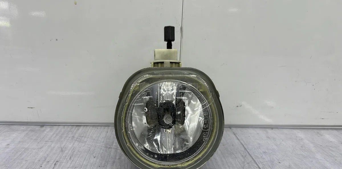 Phare antibrouillard avant droit FIAT BRAVA occasion