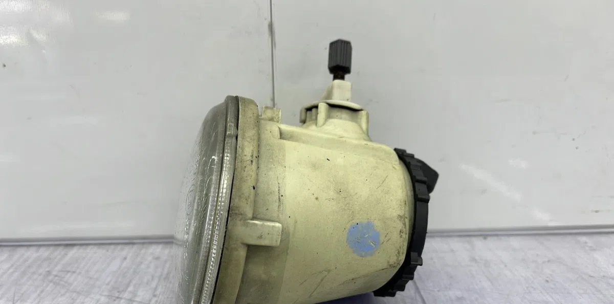 Phare antibrouillard avant droit FIAT BRAVA occasion
