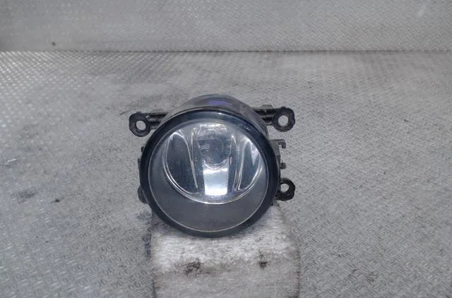 Phare antibrouillard avant droit RENAULT MEGANE 2  MEGANE 2 PHASE 2 CABRIOLET occasion