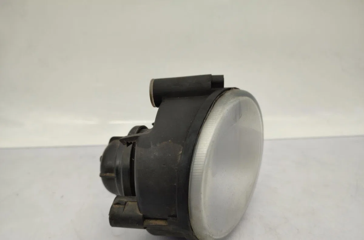 Phare antibrouillard avant droit RENAULT SCENIC 1 PHASE 2 occasion