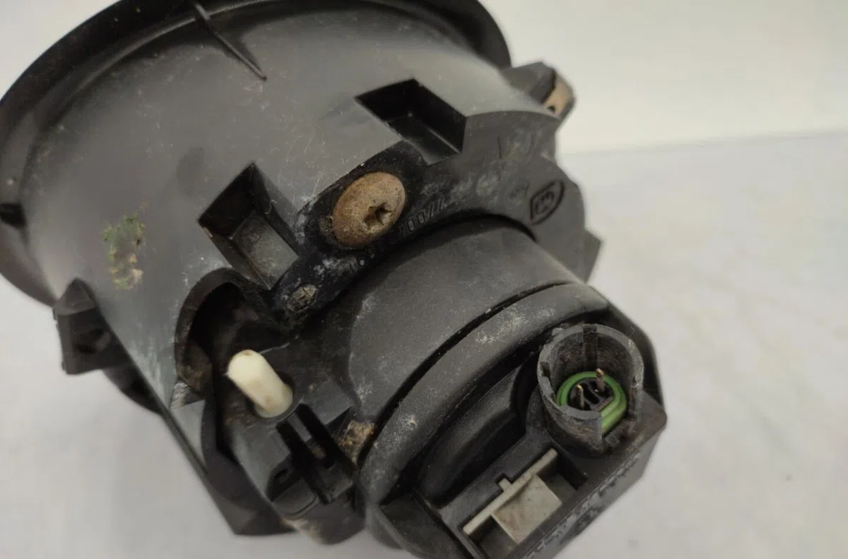 Phare antibrouillard avant droit RENAULT TWINGO 1 PHASE 1 occasion