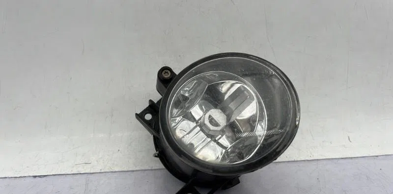 Phare antibrouillard avant droit SEAT TOLEDO 3 occasion