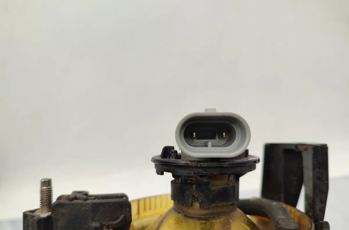 Phare antibrouillard avant droit VOLKSWAGEN PASSAT 5 BREAK occasion