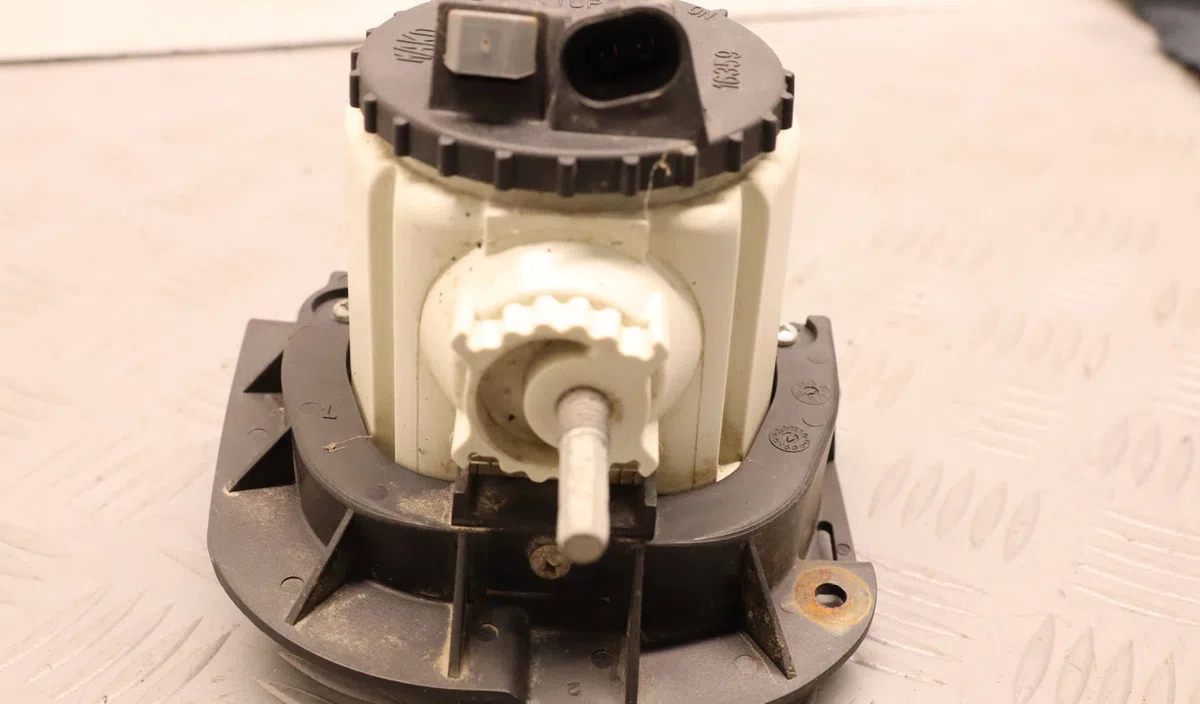 Phare antibrouillard avant gauche Citroen NEMO Monospace 1.4 (2009) occasion