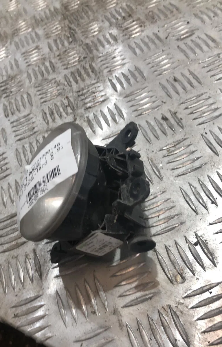 Phare antibrouillard avant gauche DACIA LOGAN 2 PHASE 1 occasion