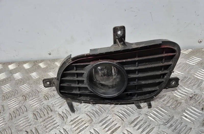 Phare antibrouillard avant gauche MERCEDES CLASSE A 169 PHASE 1 occasion