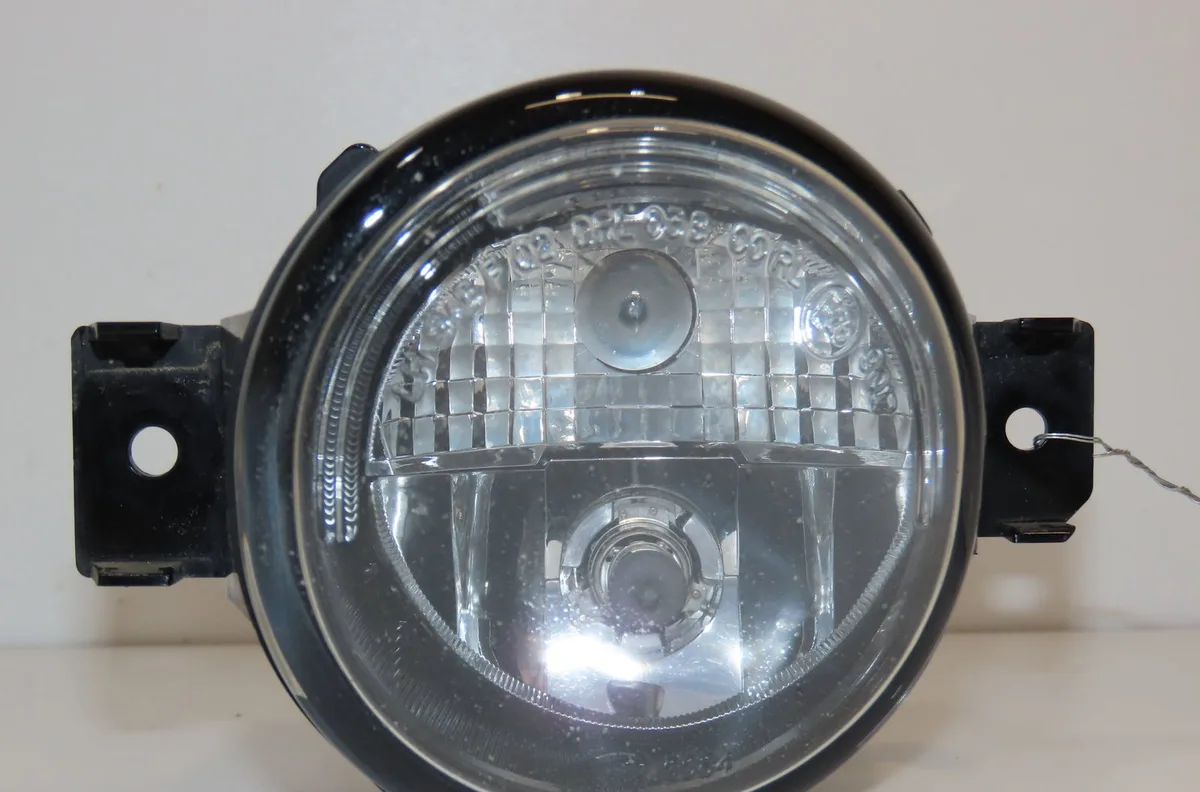 Phare antibrouillard avant gauche Nissan NOTE (E12) 1.5 dci (2013) occasion