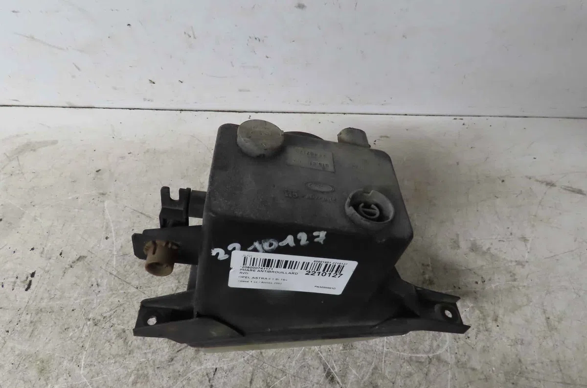 Phare antibrouillard avant gauche OPEL ASTRA II occasion