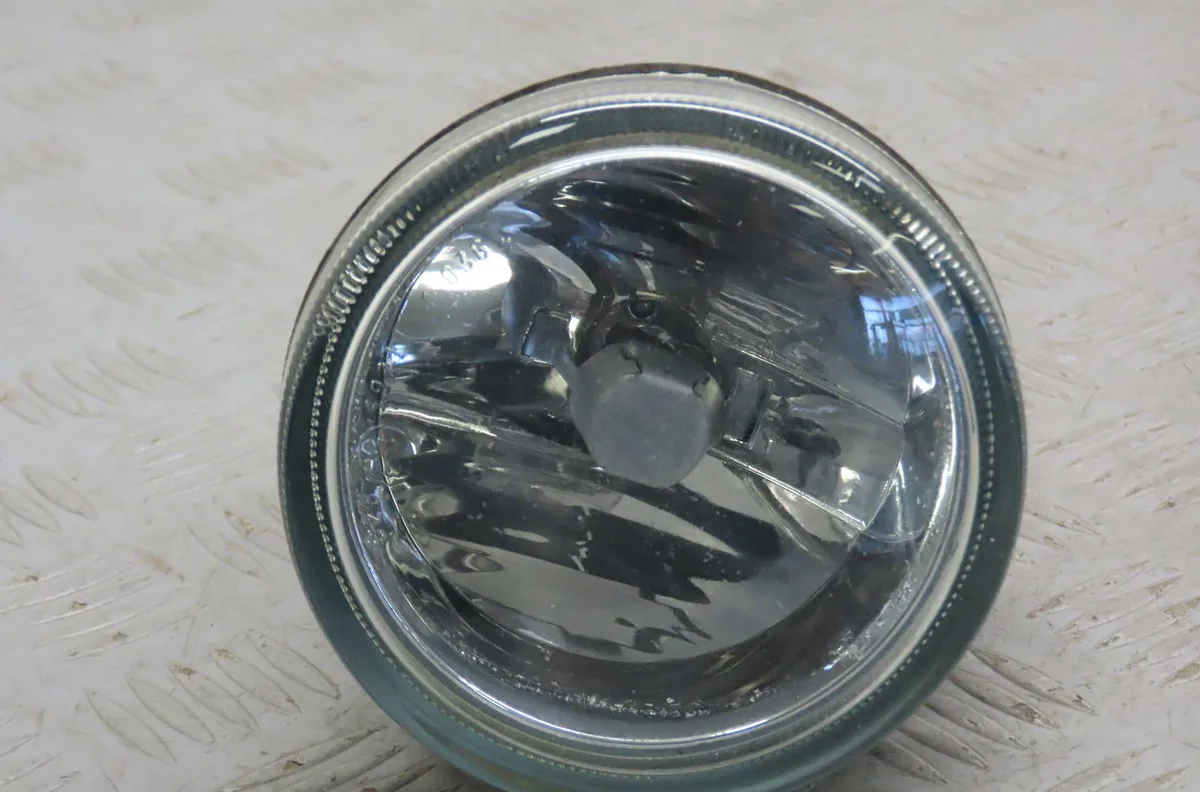 Phare antibrouillard avant gauche Peugeot PARTNER TEPEE 1.6 hdi (2010) occasion