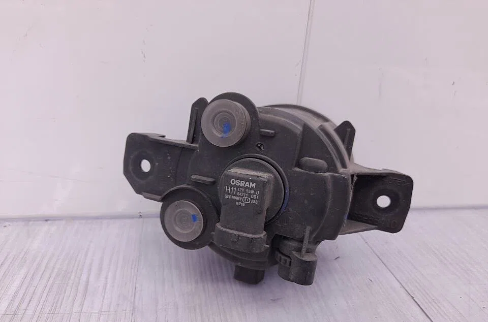 Phare antibrouillard avant gauche RENAULT LAGUNA 2 PHASE 1 occasion