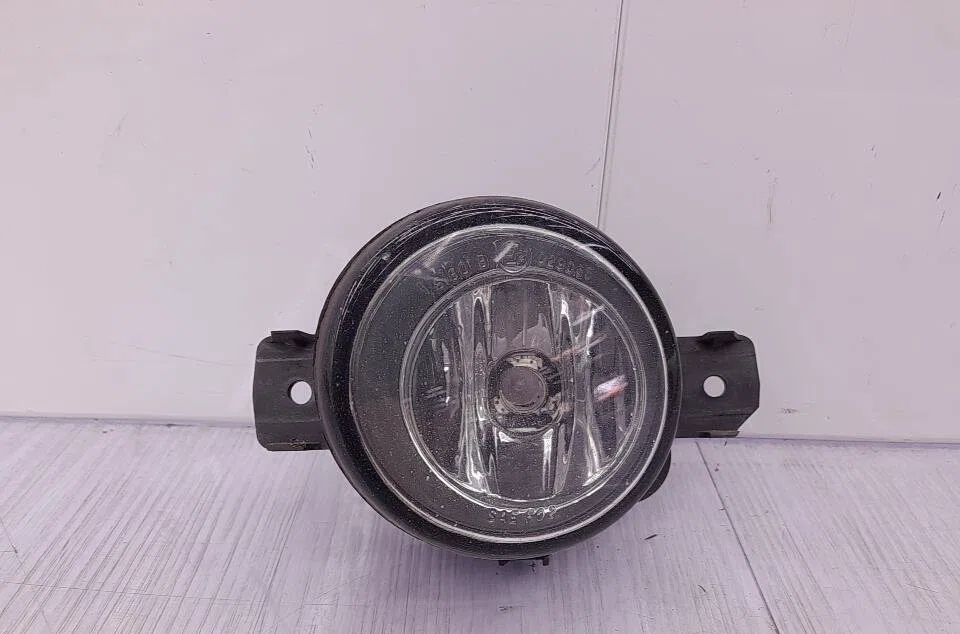 Phare antibrouillard avant gauche RENAULT LAGUNA 2 PHASE 1 occasion