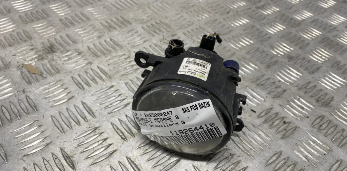 Phare antibrouillard avant gauche RENAULT MEGANE 3 PHASE 3 occasion
