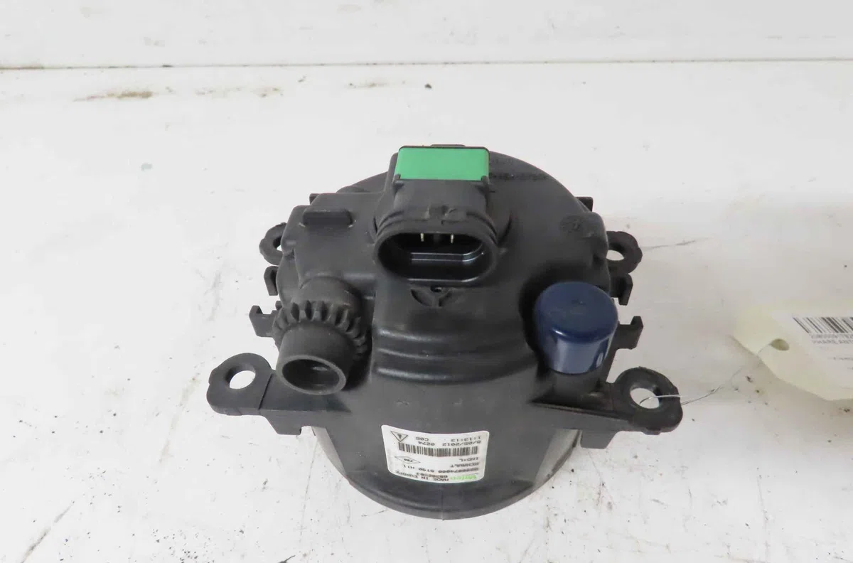 Phare antibrouillard avant gauche RENAULT MEGANE III occasion