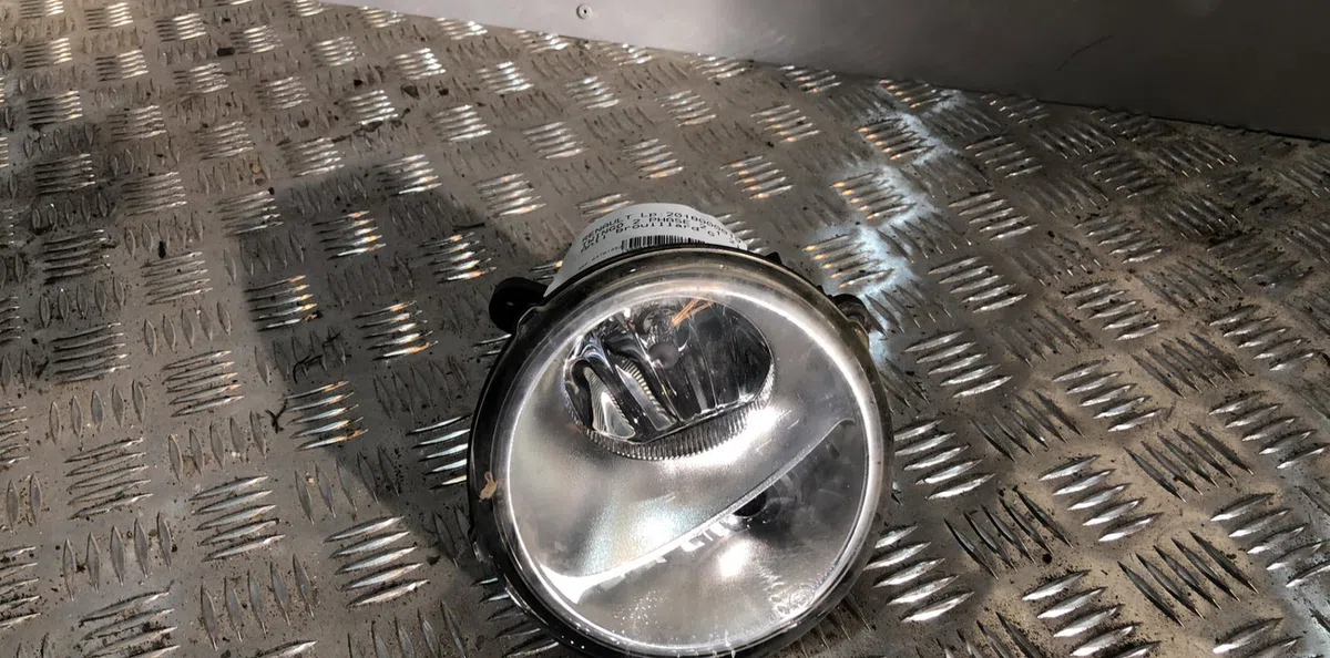Phare antibrouillard avant gauche RENAULT TWINGO 2 PHASE 2 occasion