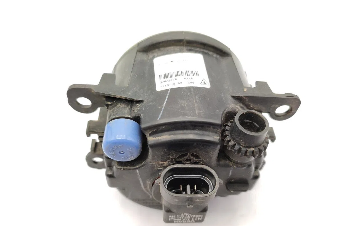 Phare antibrouillard avant gauche SUZUKI SWIFT 3 occasion