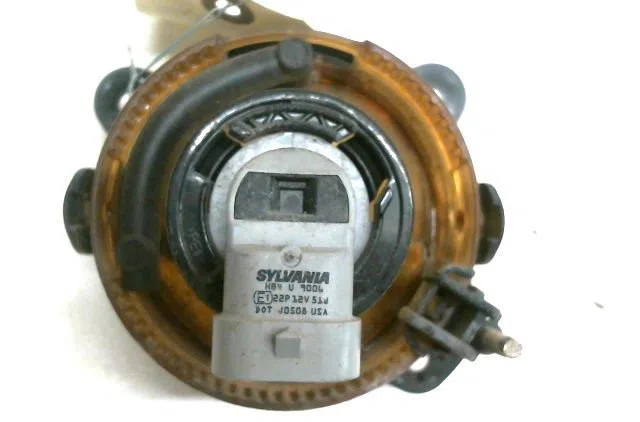 Phare antibrouillard avant gauche VOLKSWAGEN POLO occasion
