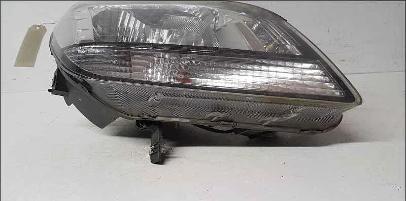 Phare droit CHEVROLET ORLANDO occasion
