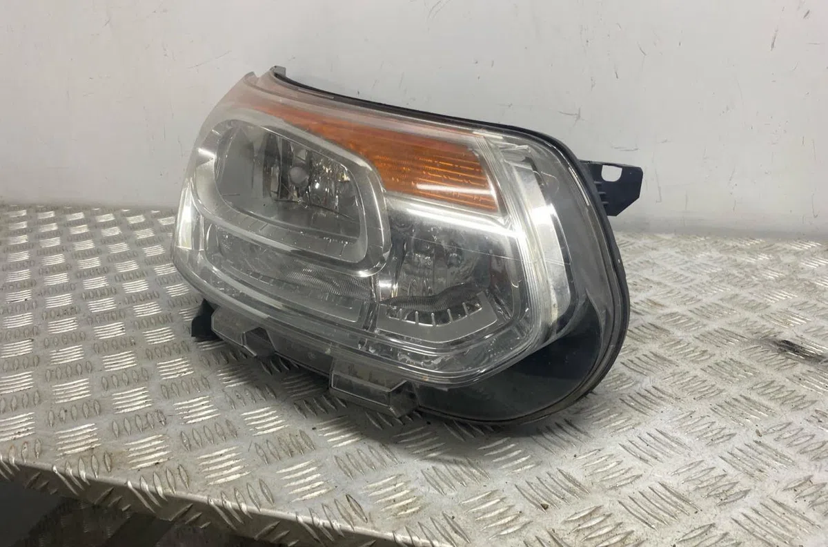 Phare droit CITROEN C3 PICASSO PHASE 1 occasion