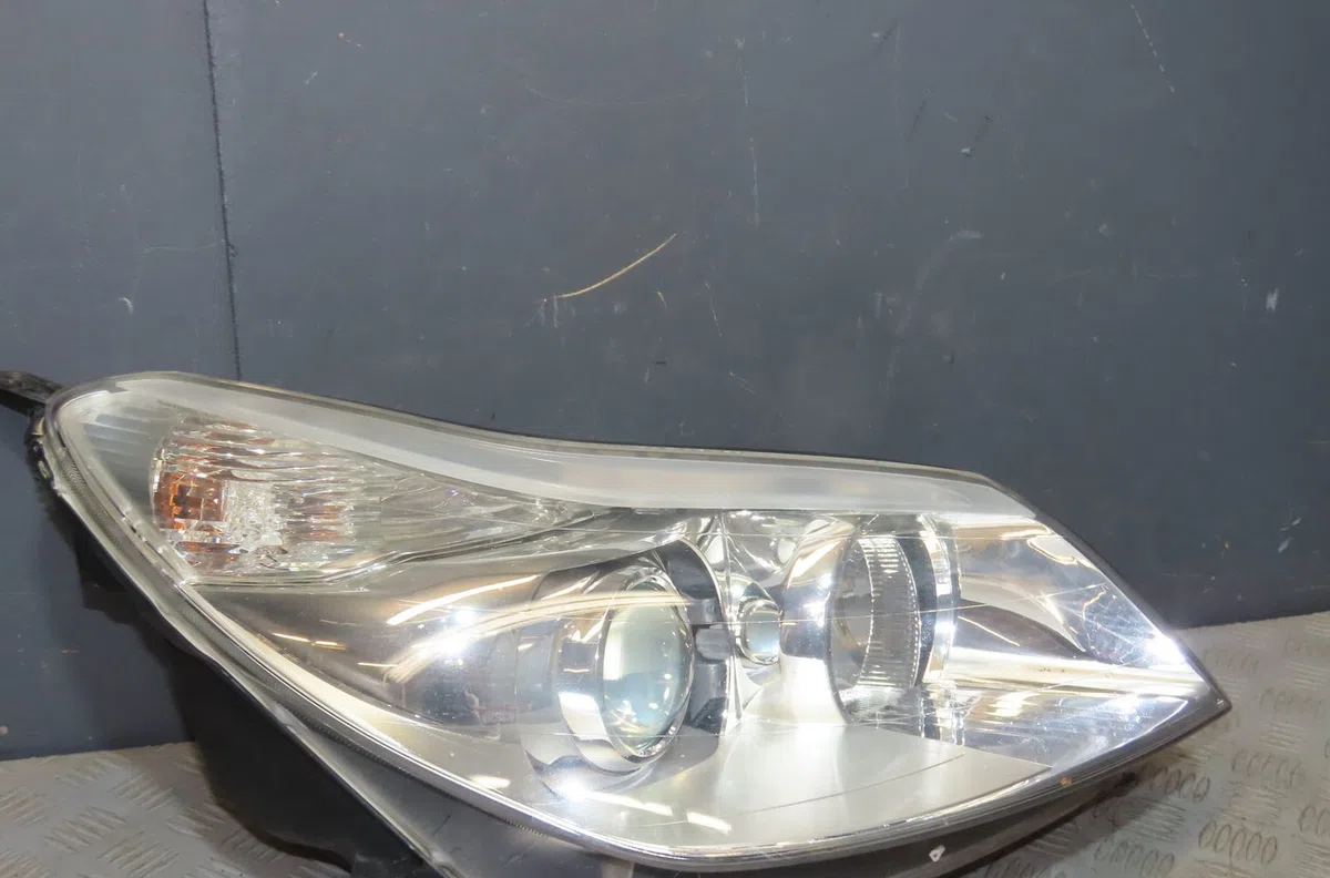 Phare droit Citroen C5 II Break (RE_) 2.0 hdi (rerhrh) (2004) occasion