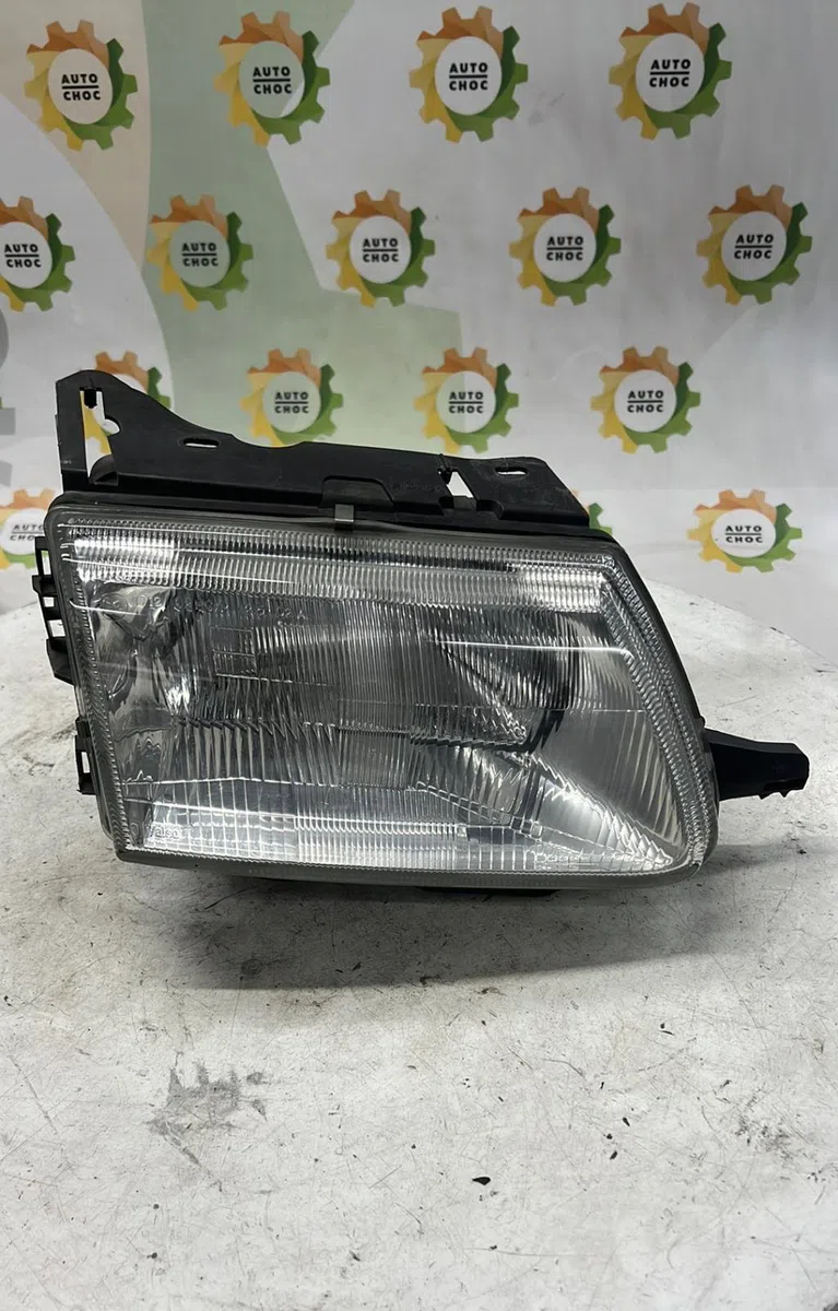 Phare droit CITROEN SAXO PHASE 1 occasion