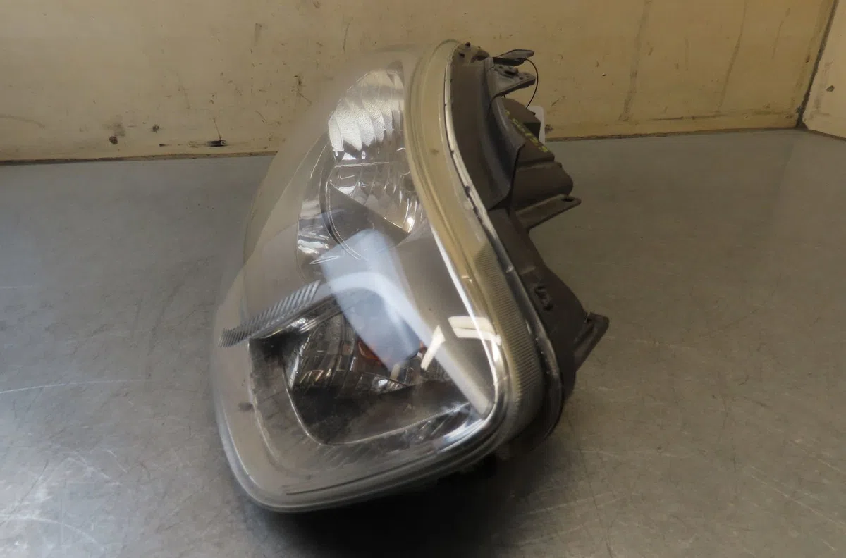 Phare droit Hyundai I10 I (PA) 1.2 (2011-2013) occasion