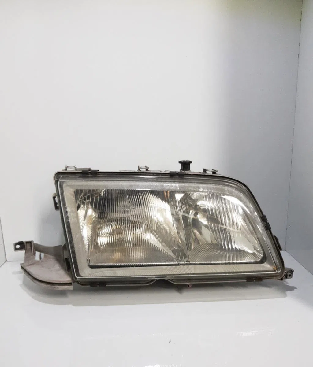 Phare droit MERCEDES CLASSE C 202 PHASE 2 occasion