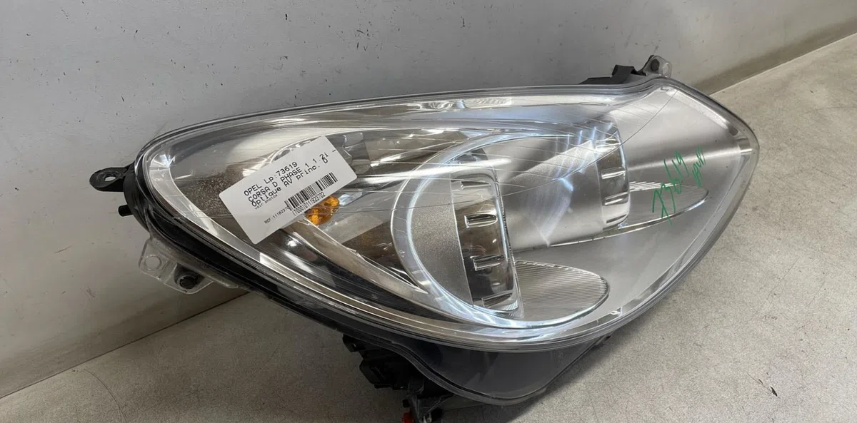 Phare droit Opel CORSA D (S07) 1.2 lpg (l08, l68) (2011-2014) occasion