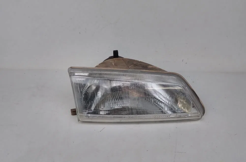 Phare droit PEUGEOT 106 1994 occasion