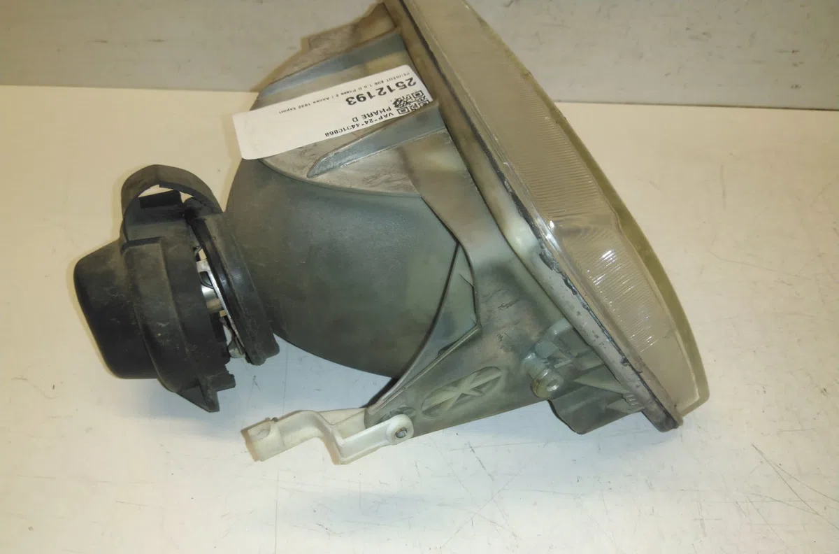 Phare droit PEUGEOT 205 occasion