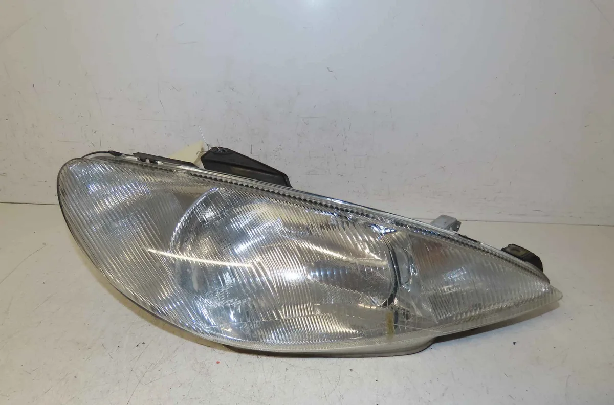 Phare droit PEUGEOT 206 occasion