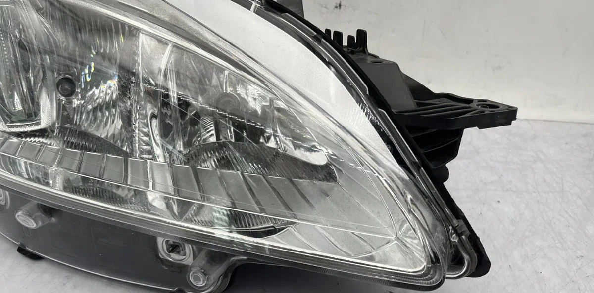 Phare droit PEUGEOT 508 1 SW PHASE 1 BREAK occasion